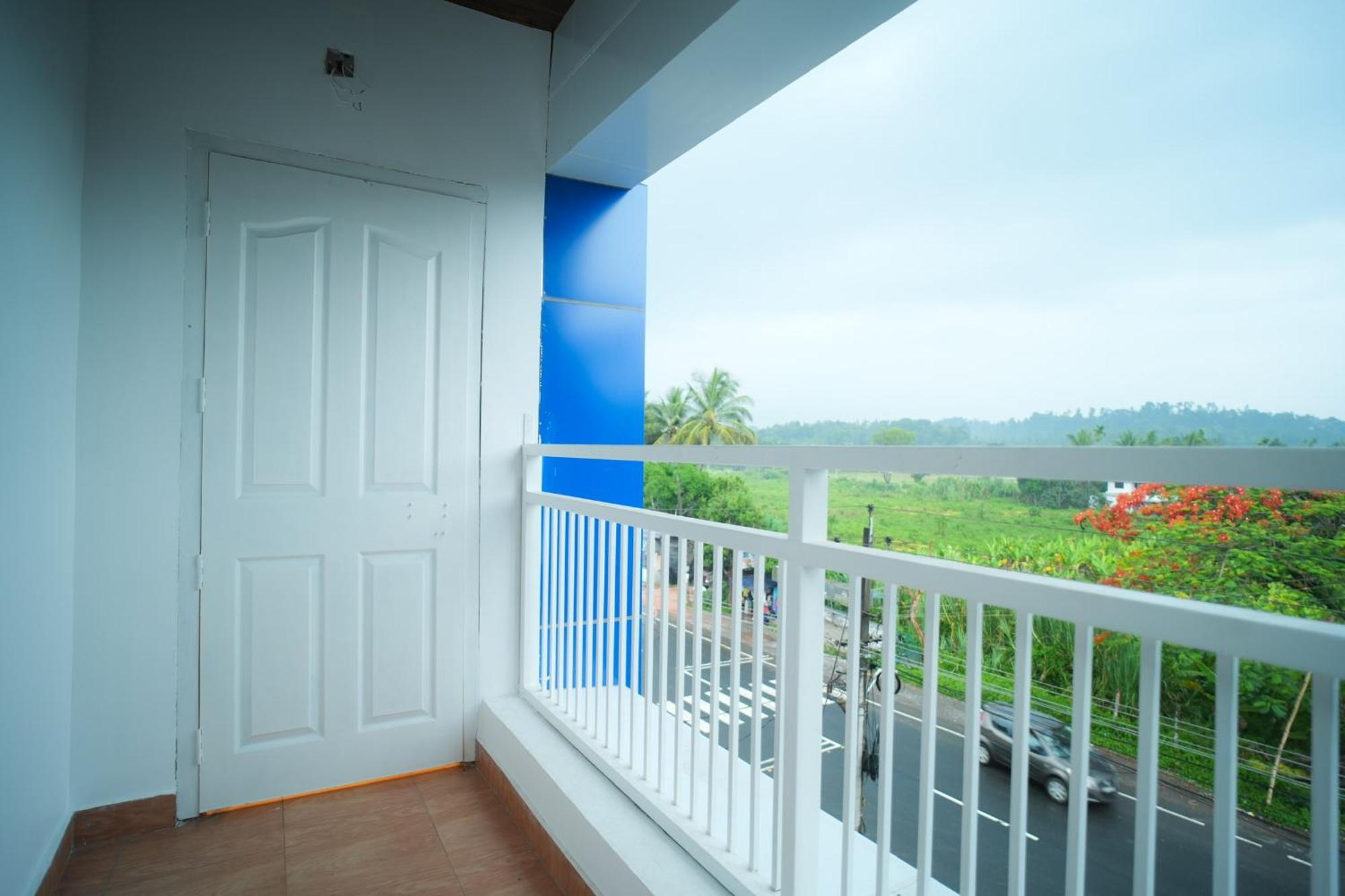 Rasha Residency Hostel Kalpetta Exterior photo