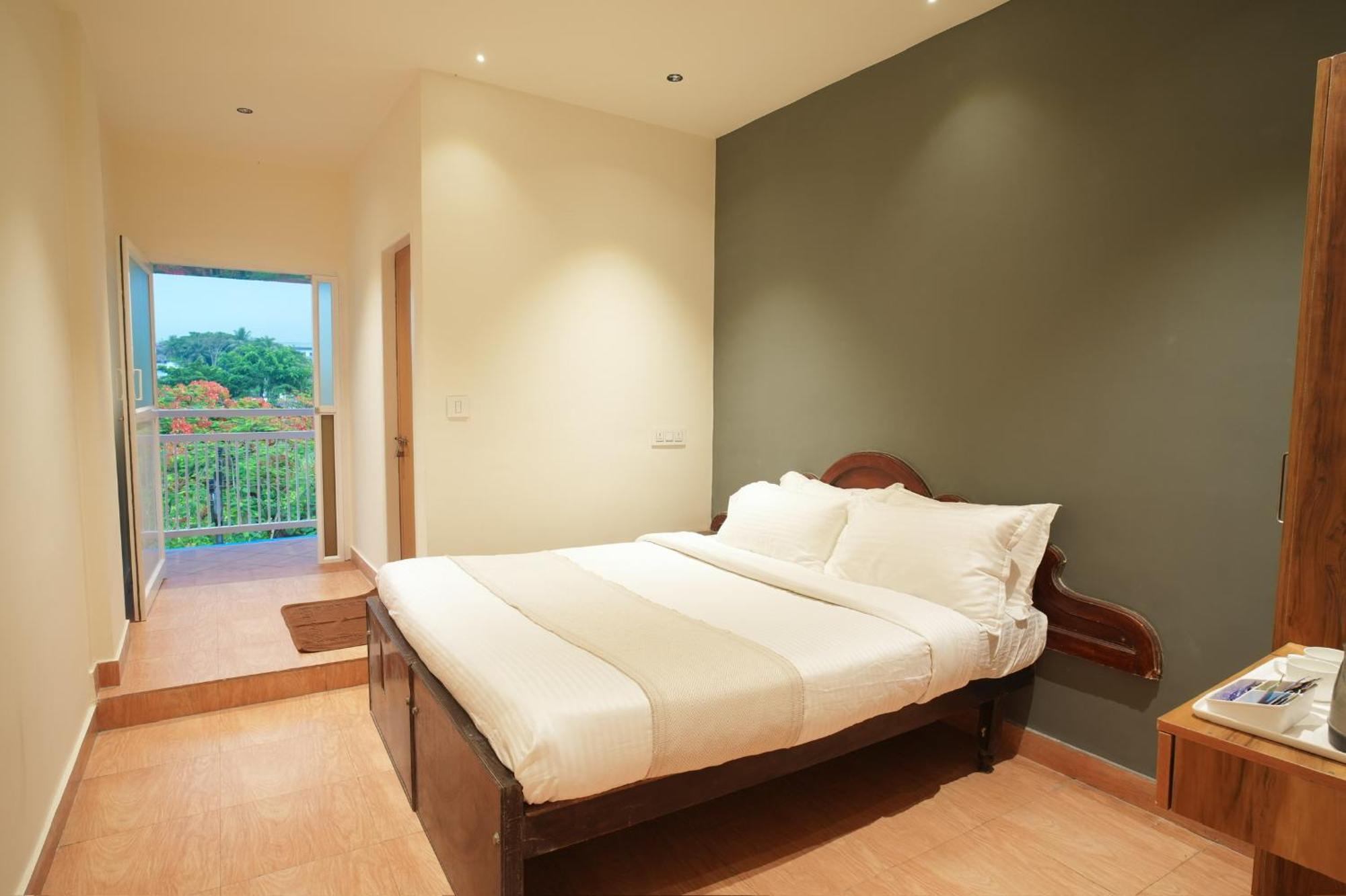 Rasha Residency Hostel Kalpetta Exterior photo