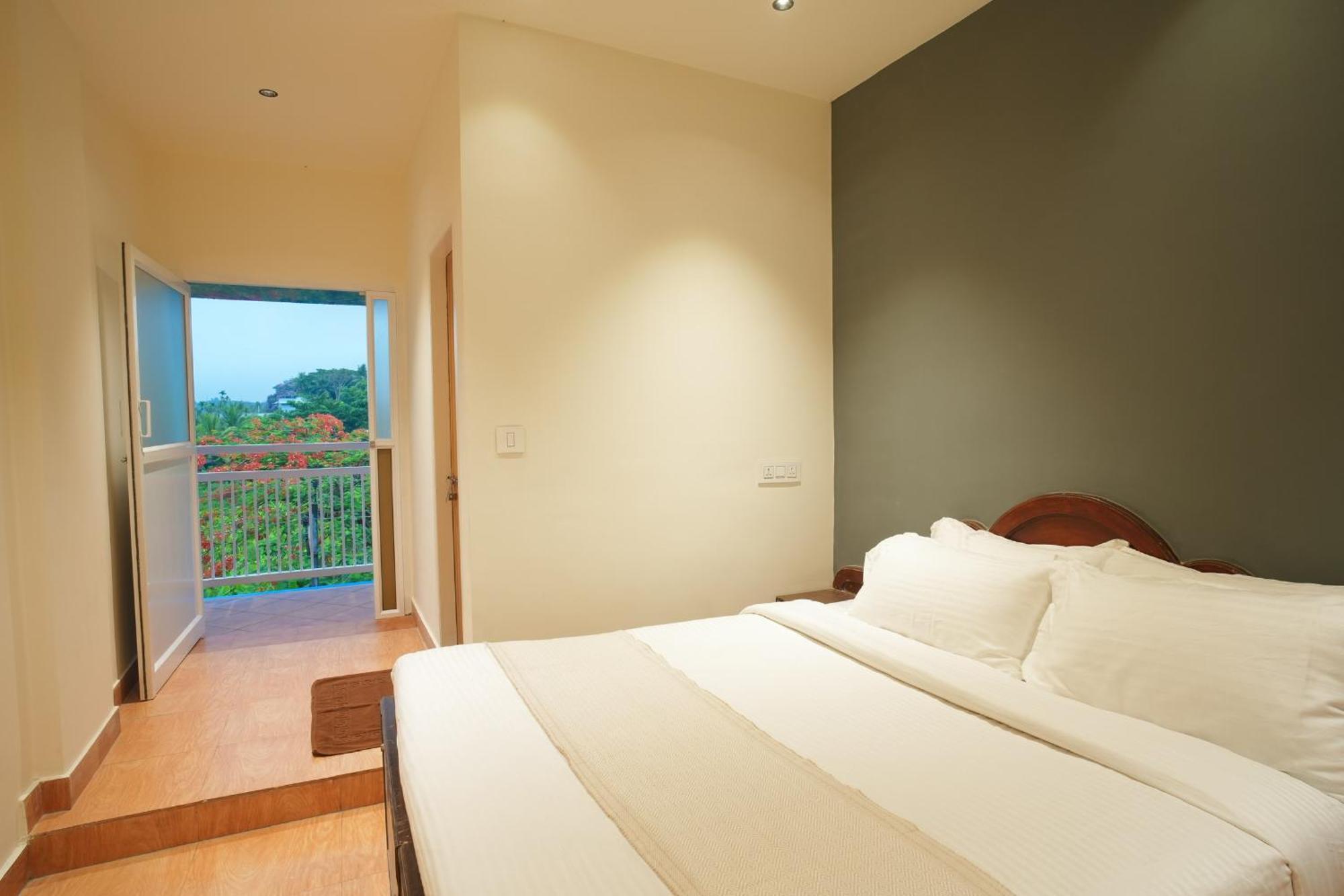 Rasha Residency Hostel Kalpetta Exterior photo